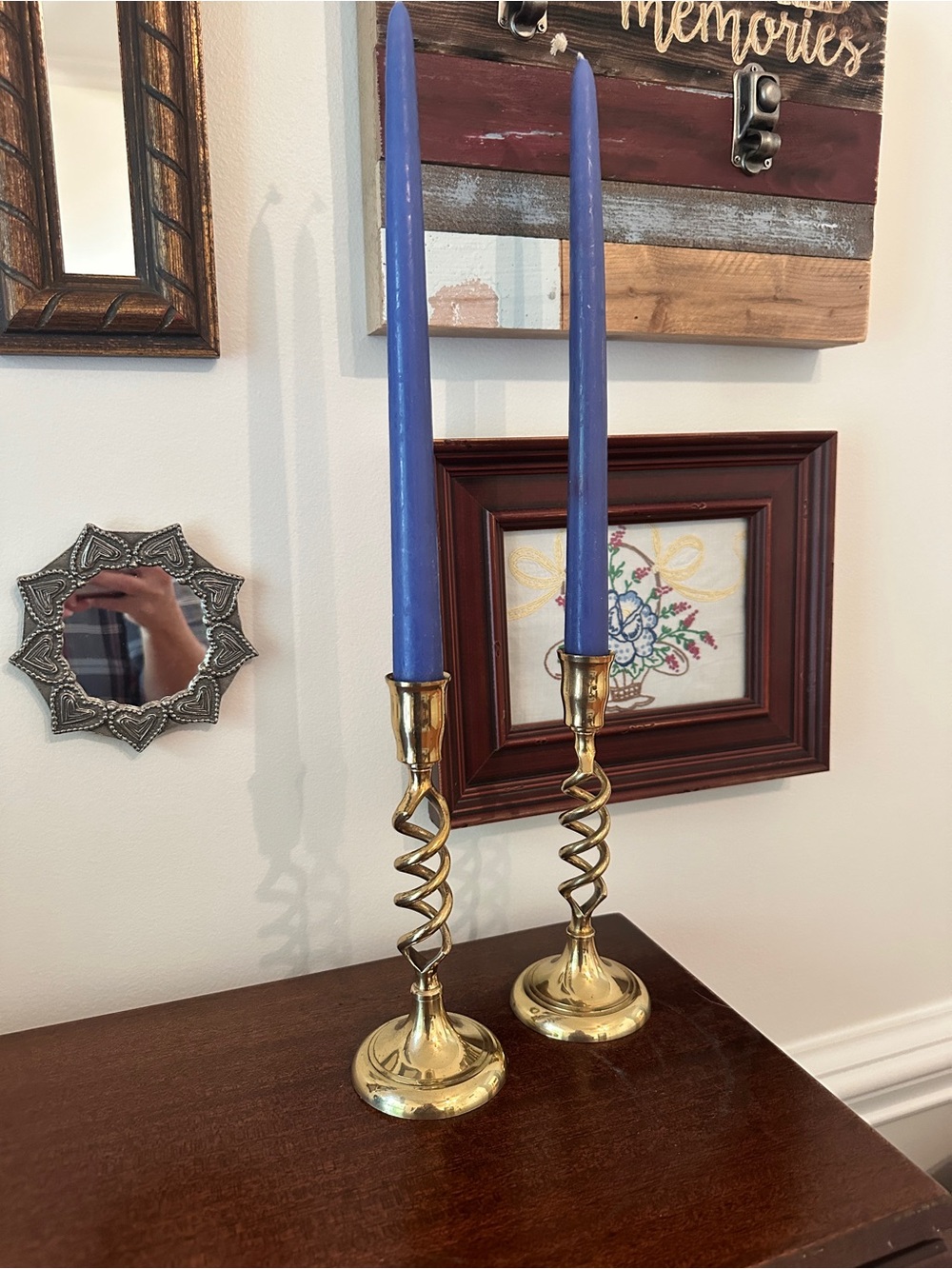 Vintage Gold Tone Spiral Candlestick Holders – Set of 2